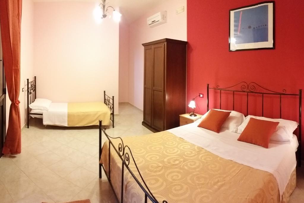 La Palma Vacanze Sogliano Cavour Room photo